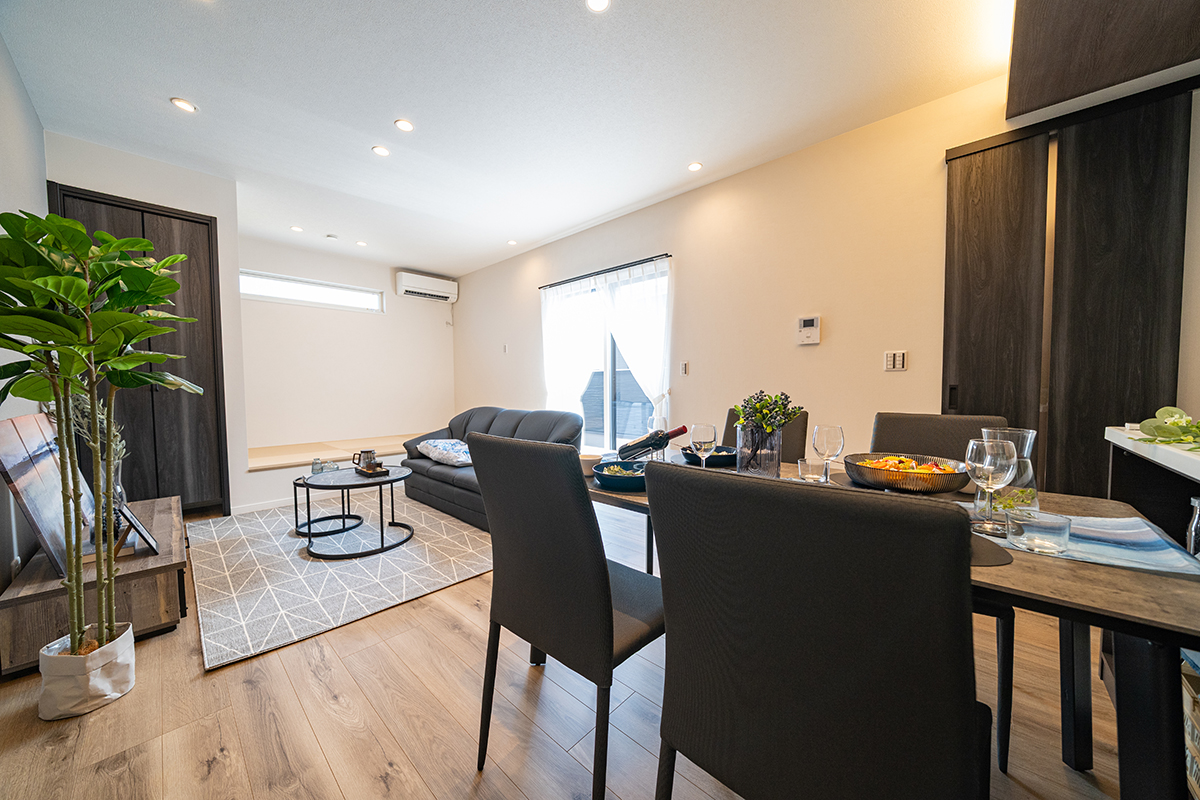 明るさを取り込む2Fリビングの家