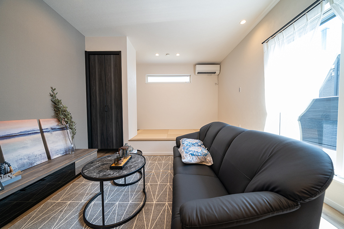 明るさを取り込む2Fリビングの家